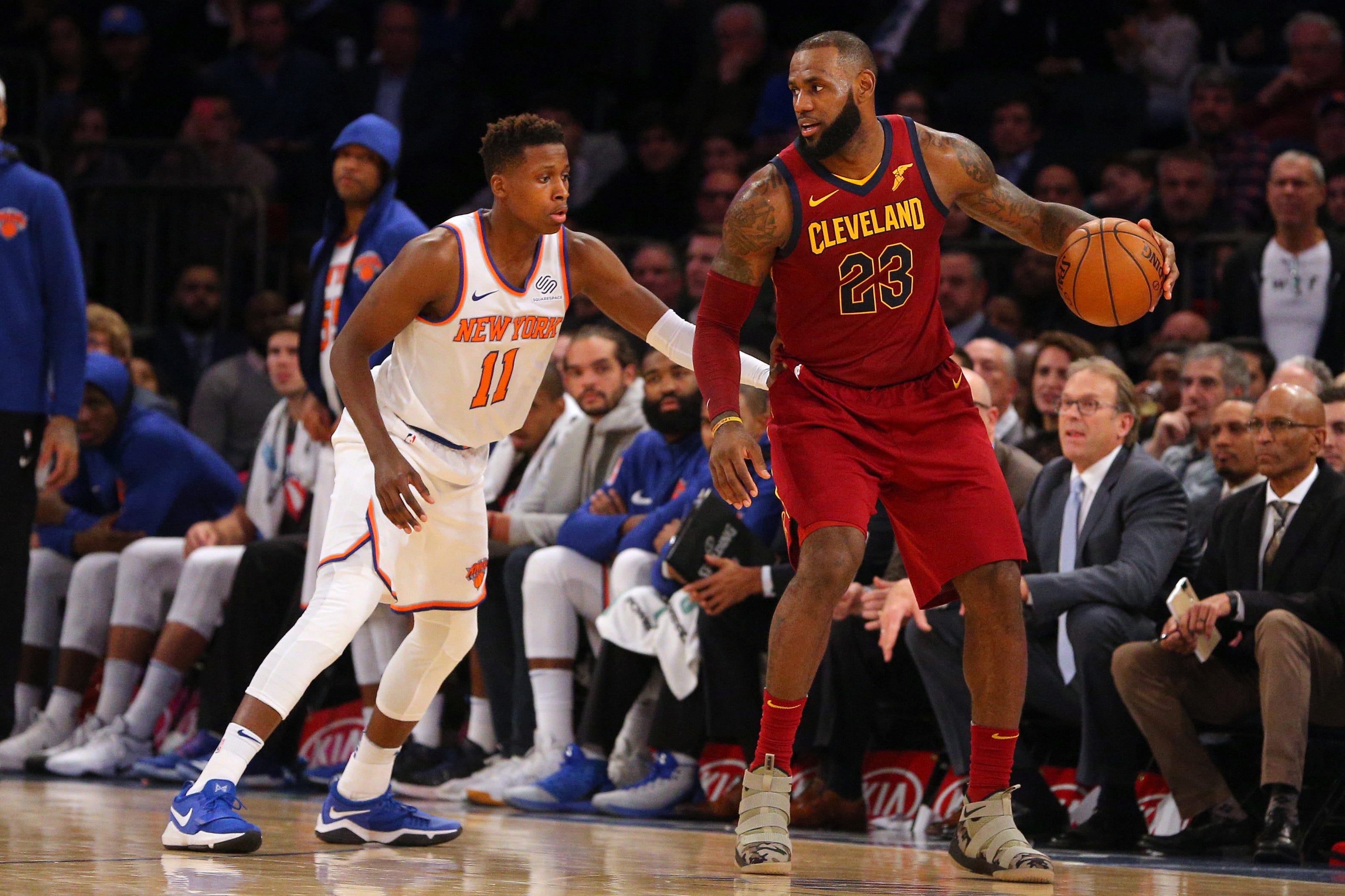 lebron knicks jersey